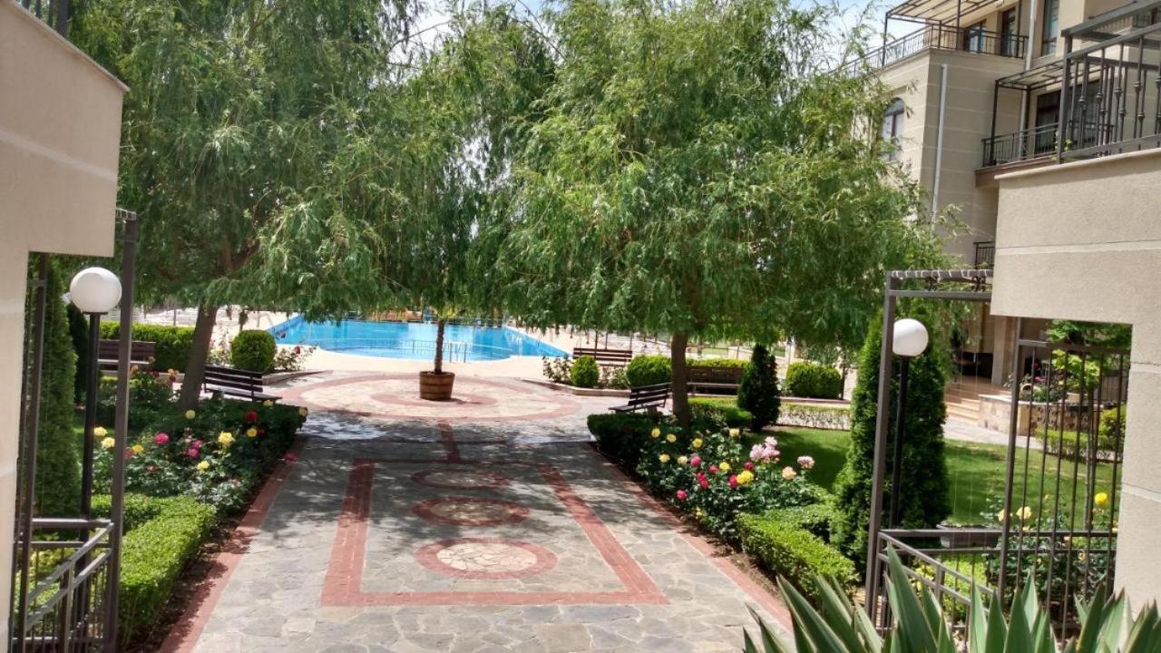 Charming Studio In Sorrento Sole Mare Sveti Vlas Exterior foto